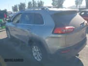 ✅ 2014 Jeep Cherokee Latitude • VIN: 1C4PJLCB2EW265534 • Лот: 43860817. Опубликован ранее на IAAI с пробегом 200 349 миль. Бесплатный доступ к архиву аукционных продаж из США и подробный отчёт об истории автомобиля на DreamBid. Изображение 3.