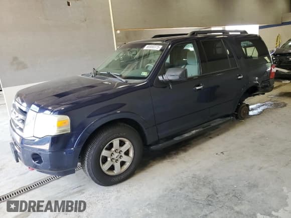 ✅ 2010 Ford Expedition SSV • VIN: 1FMJU1G55AEB62853 • Lot: 66900375. Listed on Copart with 170,090 mi. Free auction sales archive from the USA and detailed vehicle history report at DreamBid. Image 1.