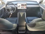 ✅ 2023 Tesla Model 3 Long Range • VIN: 5YJ3E1EB8PF598882 • Lot: 92873505. Wystawiony na Copart z przebiegiem 39 222 mil. Bezpłatny archiwum sprzedaży aukcyjnych z USA i szczegółowy raport historii pojazdu na DreamBid. Zdjęcie 8.