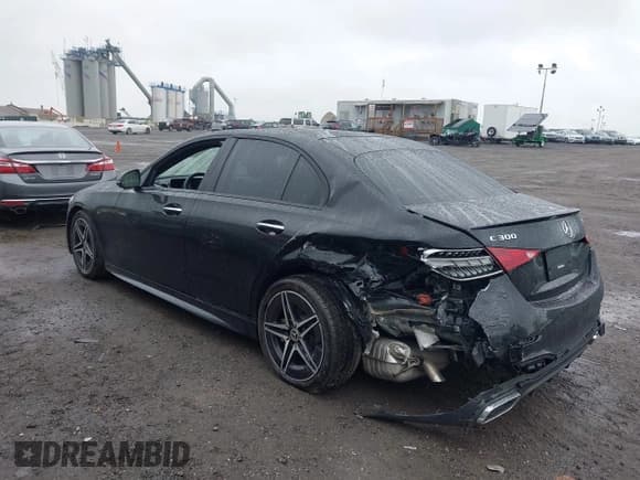 ✅ 2023 Mercedes-Benz C 300 • VIN: W1KAF4HB0PR087636 • Lot: 43035483. Wystawiony na IAAI z przebiegiem 14 288 mil. Bezpłatny archiwum sprzedaży aukcyjnych z USA i szczegółowy raport historii pojazdu na DreamBid. Zdjęcie 3.