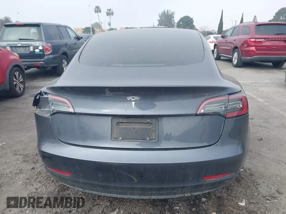 ✅ 2023 Tesla Model 3 • VIN: 5YJ3E1EAXPF658040 • Lot: 41657939. Wystawiony na IAAI z przebiegiem 39 268 mil. Bezpłatny archiwum sprzedaży aukcyjnych z USA i szczegółowy raport historii pojazdu na DreamBid. Zdjęcie 16.