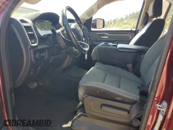 ✅ 2019 Ram 1500 Big Horn • VIN: 1C6SRFBT9KN915743 • Lot: 67975025. Listed on Copart with 46,830 mi. Free auction sales archive from the USA and detailed vehicle history report at DreamBid. Image 7.