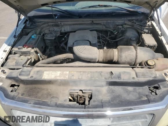 ✅ 2004 Ford F-150 XL • VIN: 2FTRX17W54CA63466 • Lot: 64022895. Listed on Copart with 329,377 mi. Free auction sales archive from the USA and detailed vehicle history report at DreamBid. Image 11.