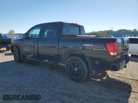 ✅ 2011 Nissan Titan SV • VIN: 1N6BA0EC6BN318605 • Лот: 86826285. Опубликован ранее на Copart с пробегом 144 699 миль. Бесплатный доступ к архиву аукционных продаж из США и подробный отчёт об истории автомобиля на DreamBid. Изображение 2.