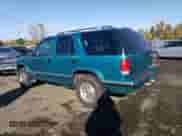 1995 Chevrolet Blazer z VIN 1GNDT13W8S2120237, wystawiony jako Copart lot #78413984 z przebiegiem 146 393 mil mil oraz Szkoda całkowita • Salvage title. Historia ofert i sprzedaży dostępna na DreamBid. Obrazek 2.