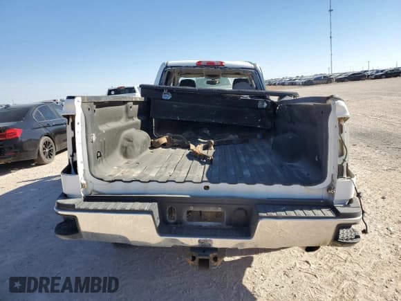 ✅ 2017 Chevrolet Silverado 2500HD Work Truck • VIN: 1GC2KUEG6HZ344455 • Lot: 39122834. Wystawiony na Copart z przebiegiem Nie podano. Bezpłatny archiwum sprzedaży aukcyjnych z USA i szczegółowy raport historii pojazdu na DreamBid. Zdjęcie 6.