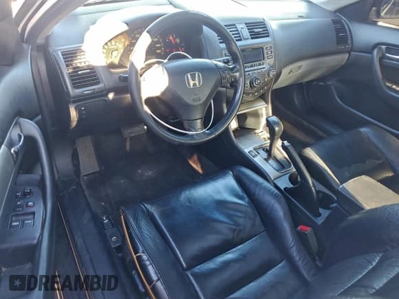 ✅ 2007 Honda Accord EX-L • VIN: 1HGCM72667A009805 • Lot: 95028525. Wystawiony na Copart z przebiegiem 202 051 mil. Bezpłatny archiwum sprzedaży aukcyjnych z USA i szczegółowy raport historii pojazdu na DreamBid. Zdjęcie 8.