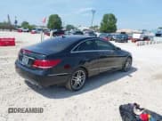 ✅ 2014 Mercedes-Benz E 350 • VIN: WDDKJ5KB6EF246613 • Lot: 42822390. Listed on IAAI with 132,778 mi. Free auction sales archive from the USA and detailed vehicle history report at DreamBid. Image 4.
