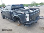 ✅ 2022 Chevrolet Silverado 1500 LT Trail Boss • VIN: 1GCPYFED8NZ149555 • Lot: 42168228. Wystawiony na IAAI z przebiegiem 59 653 mil. Bezpłatny archiwum sprzedaży aukcyjnych z USA i szczegółowy raport historii pojazdu na DreamBid. Zdjęcie 3.