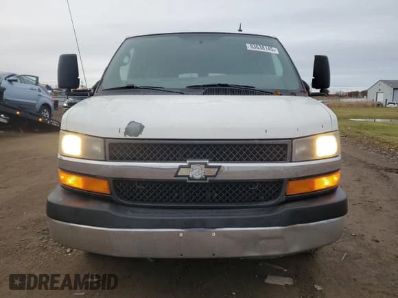 ✅ 2011 Chevrolet Express Passenger 1LT • VIN: 1GAZG1FG2B1144698 • Lot: 93638145. Wystawiony na Copart z przebiegiem 149 594 mil. Bezpłatny archiwum sprzedaży aukcyjnych z USA i szczegółowy raport historii pojazdu na DreamBid. Zdjęcie 5.