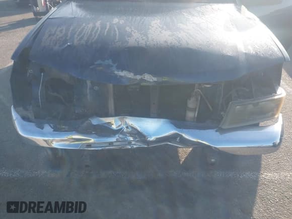 ✅ 2004 Chevrolet Colorado 1SC LS Z85 • VIN: 1GCCS136448155154 • Lot: 43512201. Listed on IAAI with 249,717 mi. Free auction sales archive from the USA and detailed vehicle history report at DreamBid. Image 6.