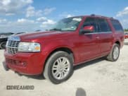 ✅ 2013 Lincoln Navigator • VIN: 5LMJJ2H59DEL05978 • Lot: 82523135. Wystawiony na Copart z przebiegiem 88 356 mil. Bezpłatny archiwum sprzedaży aukcyjnych z USA i szczegółowy raport historii pojazdu na DreamBid. Zdjęcie 1.