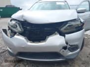 ✅ 2015 Nissan Rogue SV • VIN: KNMAT2MT1FP507629 • Lot: 43062914. Wystawiony na IAAI z przebiegiem 203 467 mil. Bezpłatny archiwum sprzedaży aukcyjnych z USA i szczegółowy raport historii pojazdu na DreamBid. Zdjęcie 6.