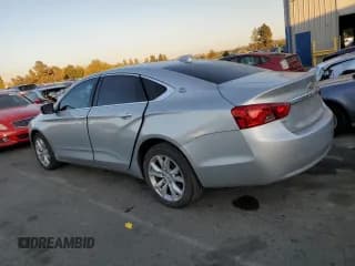 ✅ 2017 Chevrolet Impala LT • VIN: 1G1105S36HU115689 • Лот: 74004094. Опубликован ранее на Copart с пробегом 135 141 миль. Бесплатный доступ к архиву аукционных продаж из США и подробный отчёт об истории автомобиля на DreamBid. Изображение 2.