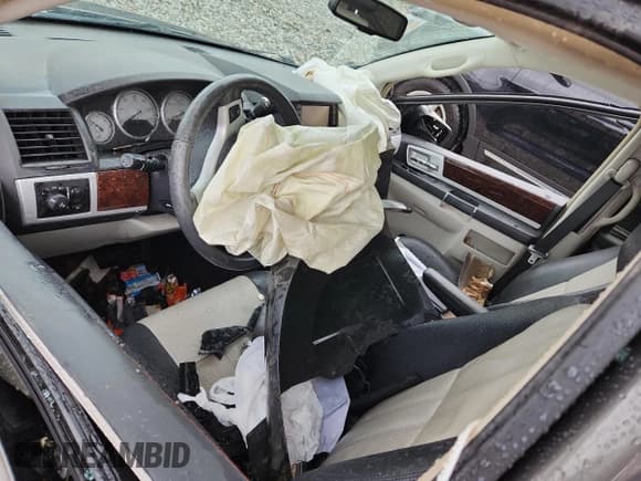 ✅ 2010 Chrysler Town & Country Touring Plus • VIN: 2A4RR8D10AR392915 • Lot: 86227995. Wystawiony na Copart z przebiegiem Nie podano. Bezpłatny archiwum sprzedaży aukcyjnych z USA i szczegółowy raport historii pojazdu na DreamBid. Zdjęcie 8.