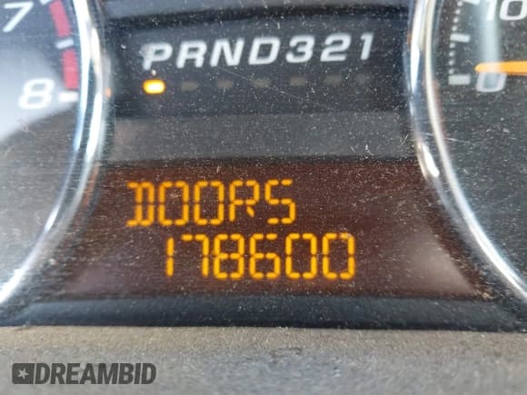 ✅ 2012 Chevrolet Colorado 1LT • VIN: 1GCDSCF90C8128327 • Lot: 43590640. Listed on IAAI with 178,600 mi. Free auction sales archive from the USA and detailed vehicle history report at DreamBid. Image 15.