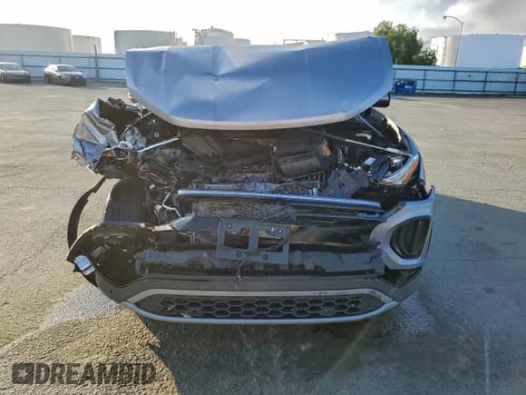 ✅ 2024 Volkswagen Atlas SE • VIN: 1V2HE2CA2RC231769 • Lot: 96162585. Wystawiony na Copart z przebiegiem 38 618 mil. Bezpłatny archiwum sprzedaży aukcyjnych z USA i szczegółowy raport historii pojazdu na DreamBid. Zdjęcie 5.