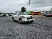 ✅ 2014 Toyota Highlander Limited • VIN: 5TDDCRFH9ES005616 • Лот: 61390585. Опубликован ранее на Copart с пробегом Не указан. Бесплатный доступ к архиву аукционных продаж из США и подробный отчёт об истории автомобиля на DreamBid. Изображение 14.