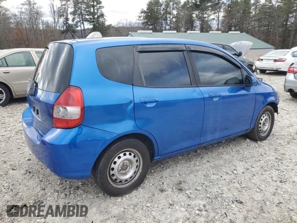 ✅ 2008 Honda Fit • VIN: JHMGD38428S029493 • Lot: 93089455. Listed on Copart with 247,843 mi. Free auction sales archive from the USA and detailed vehicle history report at DreamBid. Image 3.
