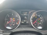 ✅ 2014 Volkswagen Jetta TDI w/Sunroof • VIN: 3VWPL7AJ6EM601663 • Lot: 91103145. Wystawiony na Copart z przebiegiem 78 561 mil. Bezpłatny archiwum sprzedaży aukcyjnych z USA i szczegółowy raport historii pojazdu na DreamBid. Zdjęcie 9.