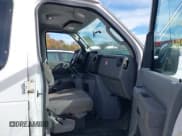 ✅ 2010 Ford Econoline Cargo Commercial • VIN: 1FTNE2EL4ADA01698 • Lot: 43616820. Wystawiony na IAAI z przebiegiem 232 758 mil. Bezpłatny archiwum sprzedaży aukcyjnych z USA i szczegółowy raport historii pojazdu na DreamBid. Zdjęcie 5.
