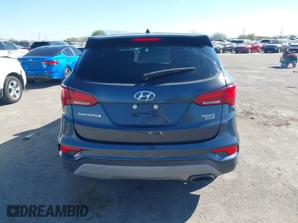 ✅ 2018 Hyundai Santa Fe 2.4L • VIN: 5NMZTDLB6JH107445 • Лот: 43616709. Опубликован ранее на IAAI с пробегом 145 221 миль. Бесплатный доступ к архиву аукционных продаж из США и подробный отчёт об истории автомобиля на DreamBid. Изображение 16.