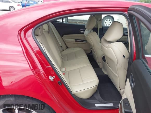 ✅ 2018 Acura TLX Technology • VIN: 19UUB2F58JA004028 • Lot: 42543594. Listed on IAAI with 89,532 mi. Free auction sales archive from the USA and detailed vehicle history report at DreamBid. Image 8.