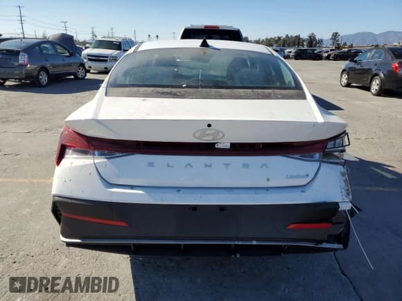 ✅ 2025 Hyundai Elantra Limited • VIN: KMHLP4DG2SU872145 • Лот: 71909075. Опубликован ранее на Copart с пробегом 10 264 миль. Бесплатный доступ к архиву аукционных продаж из США и подробный отчёт об истории автомобиля на DreamBid. Изображение 6.