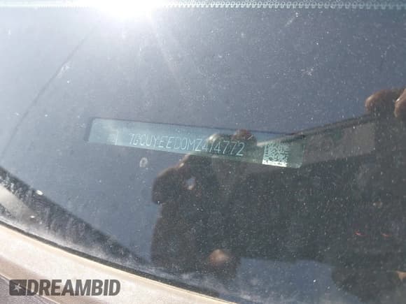 ✅ 2021 Chevrolet Silverado 1500 RST • VIN: 1GCUYEEDOMZ414772 • Lot: 42694482. Wystawiony na IAAI z przebiegiem 47 696 mil. Bezpłatny archiwum sprzedaży aukcyjnych z USA i szczegółowy raport historii pojazdu na DreamBid. Zdjęcie 9.