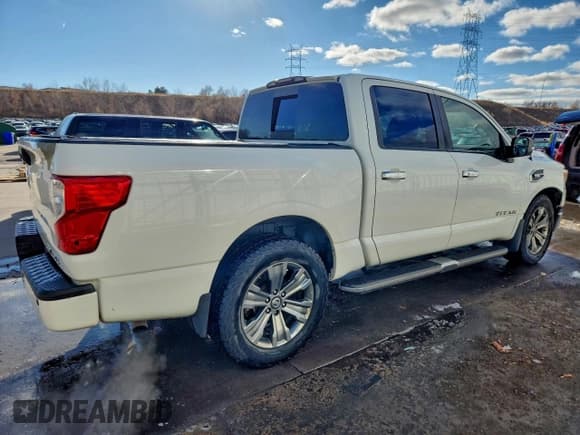 ✅ 2017 Nissan Titan SV • VIN: 1N6AA1E52HN548296 • Lot: 94338205. Listed on Copart with 79,204 mi. Free auction sales archive from the USA and detailed vehicle history report at DreamBid. Image 3.