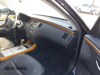 2008 Hyundai Azera Limited с VIN KMHFC46F38A287792, выставлен на аукционе IAAI как лот 42397354 с пробегом 101 209 миль миль и . История ставок и продаж доступна на DreamBid. Изображение 5.