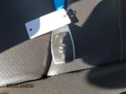 ✅ 2019 Mercedes-Benz C 300 • VIN: 55SWF8DB6KU308084 • Lot: 43474454. Wystawiony na IAAI z przebiegiem 111 084 mil. Bezpłatny archiwum sprzedaży aukcyjnych z USA i szczegółowy raport historii pojazdu na DreamBid. Zdjęcie 11.