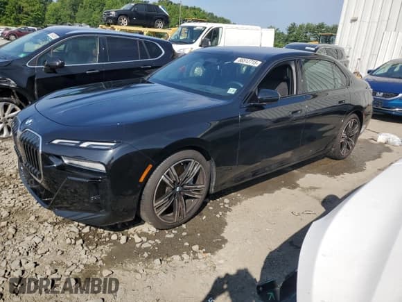 ✅ 2025 BMW 7 Series 760i xDrive • VIN: WBA33EJ09SCU83468 • Lot: 66512715. Wystawiony na Copart z przebiegiem Nie podano. Bezpłatny archiwum sprzedaży aukcyjnych z USA i szczegółowy raport historii pojazdu na DreamBid. Zdjęcie 1.