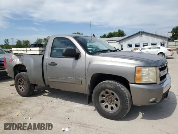 ✅ 2008 Chevrolet Silverado 1500 1LT • VIN: 1GCEK14028Z212454 • Lot: 63342895. Wystawiony na Copart z przebiegiem 199 184 mil. Bezpłatny archiwum sprzedaży aukcyjnych z USA i szczegółowy raport historii pojazdu na DreamBid. Zdjęcie 4.
