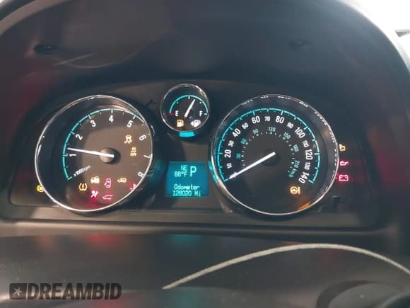 ✅ 2013 Chevrolet Captiva Sport LT • VIN: 3GNAL3EK2DS632530 • Lot: 42592417. Wystawiony na IAAI z przebiegiem 128 020 mil. Bezpłatny archiwum sprzedaży aukcyjnych z USA i szczegółowy raport historii pojazdu na DreamBid. Zdjęcie 7.