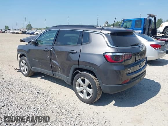 ✅ 2021 Jeep Compass Altitude • VIN: 3C4NJDBBXMT584084 • Lot: 42922865. Listed on IAAI with 77,068 mi. Free auction sales archive from the USA and detailed vehicle history report at DreamBid. Image 3.