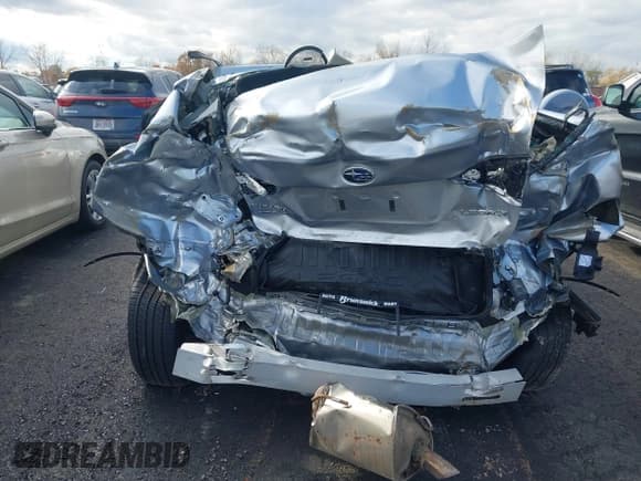 ✅ 2023 Subaru Legacy Limited • VIN: 4S3BWAN65P3014947 • Lot: 43509071. Listed on IAAI with 43,385 mi. Free auction sales archive from the USA and detailed vehicle history report at DreamBid. Image 17.