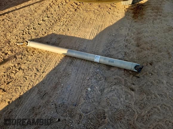 ✅ 2022 Chevrolet Silverado 1500 RST • VIN: 1GCUYEET2NZ184094 • Лот: 84618775. Опубликован ранее на Copart с пробегом 89 837 миль. Бесплатный доступ к архиву аукционных продаж из США и подробный отчёт об истории автомобиля на DreamBid. Изображение 12.