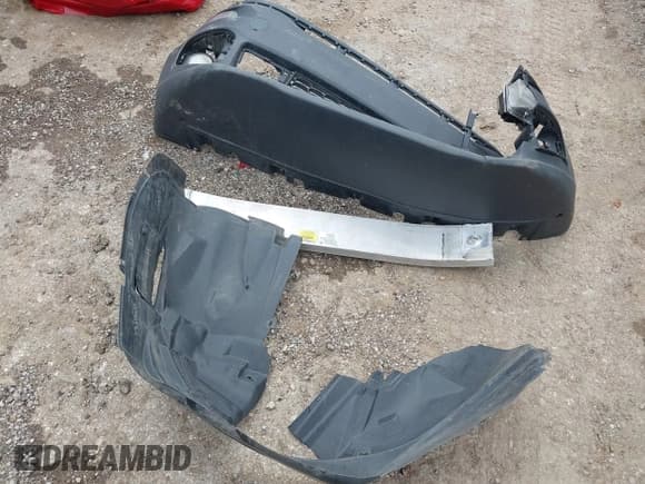 ✅ 2017 Jeep Renegade Altitude • VIN: ZACCJABBXHPG23744 • Lot: 42618696. Wystawiony na IAAI z przebiegiem 132 800 mil. Bezpłatny archiwum sprzedaży aukcyjnych z USA i szczegółowy raport historii pojazdu na DreamBid. Zdjęcie 12.