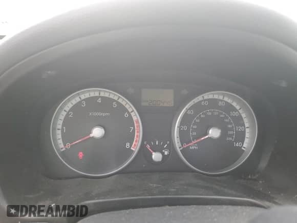 2009 Hyundai Accent Auto GLS z VIN KMHCN46C99U367181, wystawiony jako Copart lot #67382084 z przebiegiem 200 446 mil mil oraz Szkoda całkowita • Salvage title. Historia ofert i sprzedaży dostępna na DreamBid. Obrazek 9.