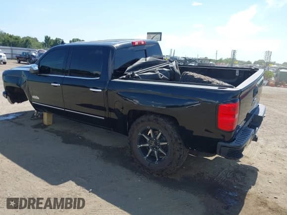 ✅ 2015 Chevrolet Silverado 1500 High Country • VIN: 3GCUKTEJ6FG187019 • Лот: 42836069. Опубликован ранее на IAAI с пробегом 144 832 миль. Бесплатный доступ к архиву аукционных продаж из США и подробный отчёт об истории автомобиля на DreamBid. Изображение 3.