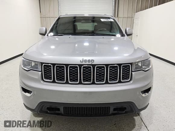 ✅ 2020 Jeep Grand Cherokee Laredo E • VIN: 1C4RJFAGXLC153684 • Lot: 86517945. Listed on Copart with 139,511 mi. Free auction sales archive from the USA and detailed vehicle history report at DreamBid. Image 5.