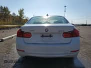 ✅ 2014 BMW 3 Series 328i xDrive • VIN: WBA3B5G54ENS08301 • Lot: 85844365. Wystawiony na Copart z przebiegiem 140 567 mil. Bezpłatny archiwum sprzedaży aukcyjnych z USA i szczegółowy raport historii pojazdu na DreamBid. Zdjęcie 6.