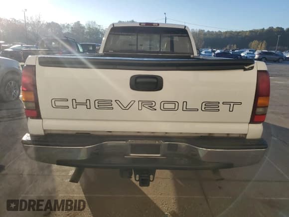 ✅ 1999 Chevrolet Silverado 1500 • VIN: 1GCEK14T5XE221407 • Лот: 76757964. Опубликован ранее на Copart с пробегом 180 879 миль. Бесплатный доступ к архиву аукционных продаж из США и подробный отчёт об истории автомобиля на DreamBid. Изображение 6.