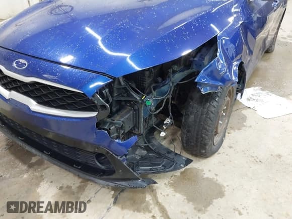 ✅ 2020 Kia Forte LXS • VIN: 3KPF24AD0LE179620 • Лот: 43601396. Опубликован ранее на IAAI с пробегом 99 591 миль. Бесплатный доступ к архиву аукционных продаж из США и подробный отчёт об истории автомобиля на DreamBid. Изображение 6.