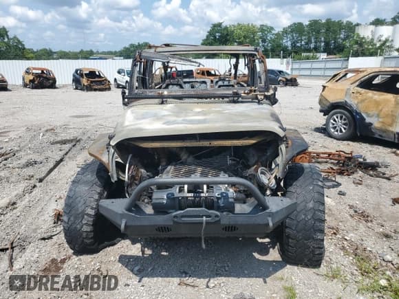 ✅ 2012 Jeep Wrangler Unlimited Sahara • VIN: 1C4BJWEG2CL227899 • Лот: 66094295. Опубликован ранее на Copart с пробегом Не указан. Бесплатный доступ к архиву аукционных продаж из США и подробный отчёт об истории автомобиля на DreamBid. Изображение 5.