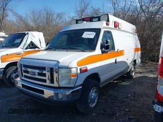 ✅ 2012 Ford E-Series Commercial • VIN: 1FDSS3ESXCDA58950 • Lot: 41549561. Wystawiony na IAAI z przebiegiem 471 886 mil. Bezpłatny archiwum sprzedaży aukcyjnych z USA i szczegółowy raport historii pojazdu na DreamBid. Zdjęcie 2.