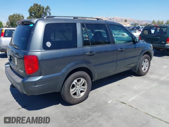 ✅ 2005 Honda Pilot EX-L • VIN: 2HKYF18625H500638 • Lot: 42767071. Wystawiony na IAAI z przebiegiem 231 874 mil. Bezpłatny archiwum sprzedaży aukcyjnych z USA i szczegółowy raport historii pojazdu na DreamBid. Zdjęcie 4.