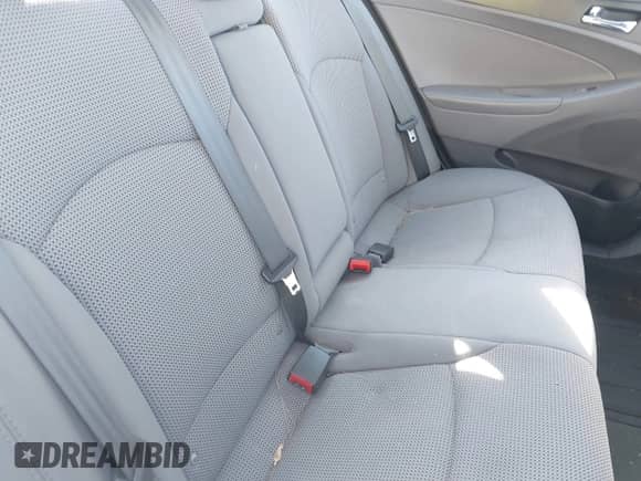 2013 Hyundai Sonata GLS with VIN 5NPEB4ACXDH725369, listed as a IAAI auction lot 43543708 with 142,680 mi miles and . Bid and sale history available at DreamBid. Image 8.