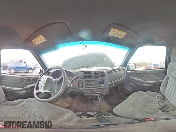 ✅ 2001 Chevrolet S-10 LS • VIN: 1GCCS14551K147388 • Лот: 80640204. Опубликован ранее на Copart с пробегом 275 062 миль. Бесплатный доступ к архиву аукционных продаж из США и подробный отчёт об истории автомобиля на DreamBid. Изображение 13.